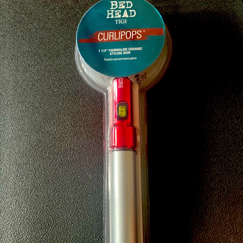 Bed head TIGI curlipops curling iron
